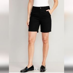 3/$15! Old Navy Everyday Mid-Rise Twill Chino Short - 6"
